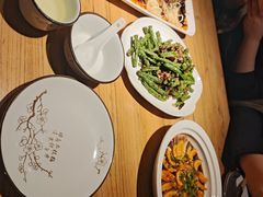 -小三峡食府(西五路店)