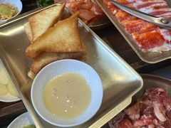 -围炉肉舍•炭烤活鳗•丹东海鲜烤肉(步行街店)