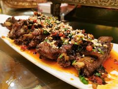 -万重锦·人文川菜馆(骡马市店)