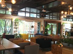 -谷咖啡·鲜花绿植花园餐厅