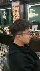 -海文先生国潮烫染男士理发馆