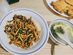 -君东记本帮面馆(天钥桥路店)
