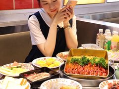 -哈哈碳都·牛肋条无限自助烤肉(台江万达店)