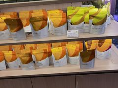 -奈雪的茶(湖滨银泰in77C区PRO店)
