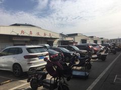 -七宝蔬菜农副产品综合交易市场-停车场