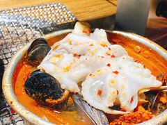 -鑫釜山海鲜烧烤(鑫丰国际店)