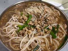 -正宗杨记普洱酸醋米线(总店)