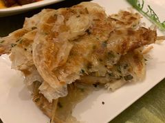 特色葱油饼-上海小南国(世博源店)