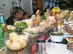 -百品聚旋转火锅(万德庄店)
