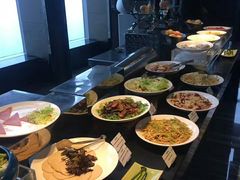 -唐拉雅秀酒店-西锦汇空中BBQ·思创餐厅