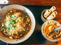 重庆小面-大王油茶(磁器口店)
