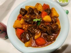 番茄土豆烧牛腩-初蓉丨遇见新川菜(亲贤街荣耀店)