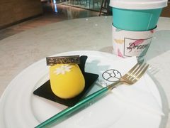 芒果酱慕斯蛋糕-西檬树SIMON·T轻奢蛋糕(大东方Max店)