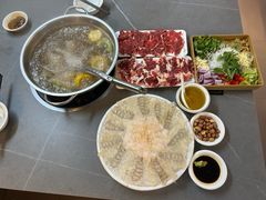 -官塘陈记鱼生·潮汕砂锅粥·牛肉火锅(潮枫路总店)