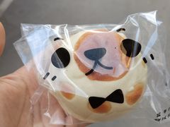-沁屋面包店(人民东路店)