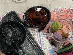 冰淇淋自助-哥老官重庆美蛙鱼头(西湖银泰十一哥店)