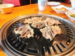 烤肥牛-唯成•韩国炭火烤肉 유성고기