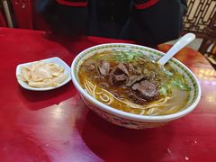 -金杨拉面王小吃面馆·牛三宝面·红烧牛肉粉