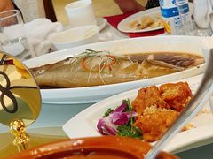 酥炸蒜香骨-弘雅饭店