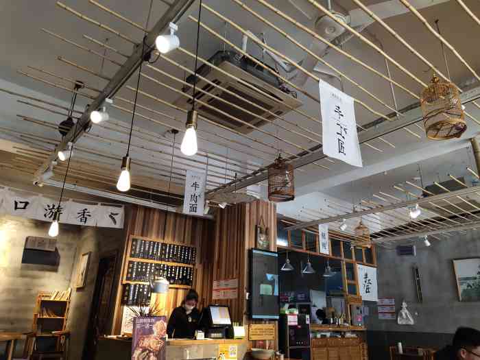 雪姨手作(富康路店)-"第二次光顾环境还是那么显亮,依旧络绎不绝.