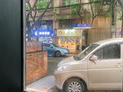 景观位-VESH COFFEE(定西路店)