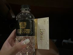 -金东尼人妖秀