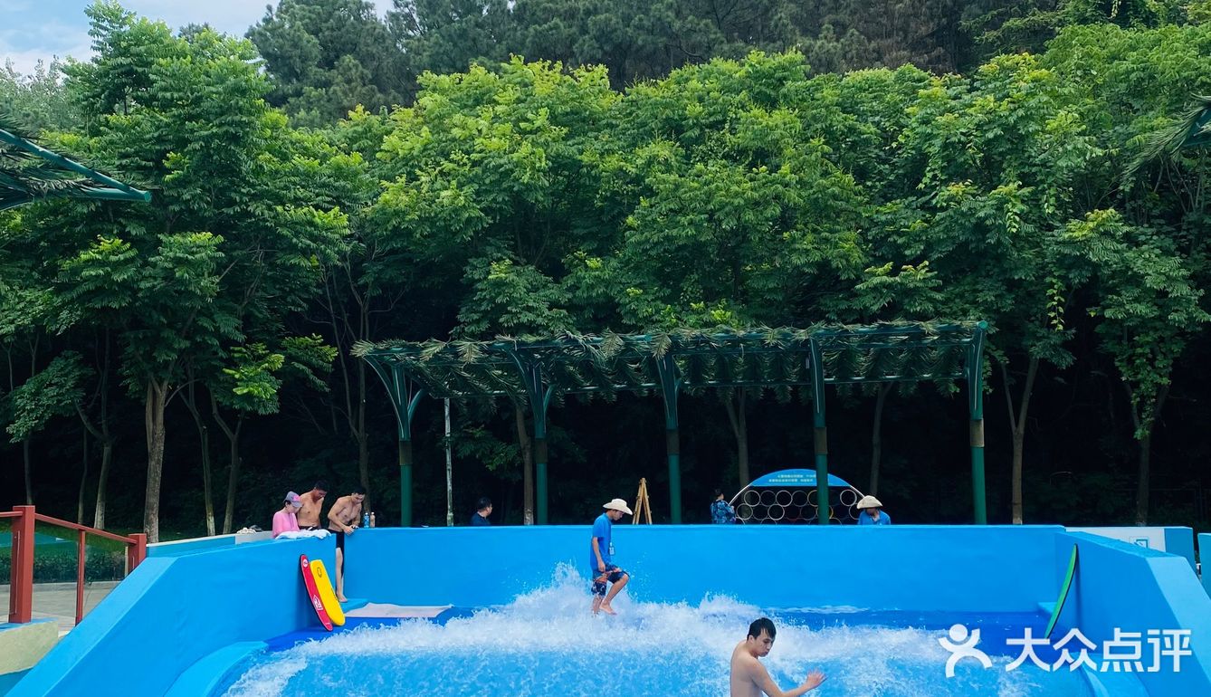 南京夏日消暑圣地 汤山欢乐水世界
