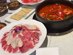 -贵府酸汤牛肉火锅·贵州老字号(飞山街店)