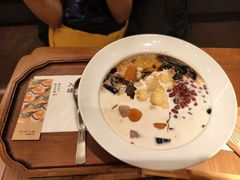 -RUXU入续糖水铺与包(卓悦中心店)