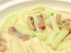 彩烘烧鳗鱼-龙宴海鲜城(经中路店)