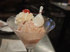 -BOURBON 玻本美式餐厅酒吧(虹桥新天地店)