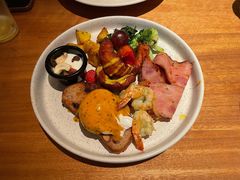 海陆早午拼盘-翠贝卡&Mama Kelly Brunch Coffee(河西店)