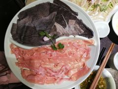 -红九格老火锅(三峡广场店)