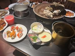 -韩京炭火烤肉自助料理(柯桥万达店)