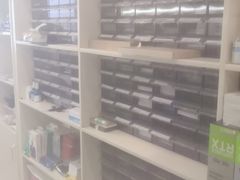 -鸿准通信科技·忠诚手机电脑维修中心(三林店)