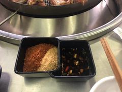 -彝人部落火盆烧烤(原内环足球场店)