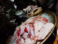 -洪氏嗨捞·广东猪肚鸡·椰子鸡火锅(西咸万象城店)