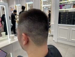 -Kraemer Paris  苏豪路易士·嘉玛发廊