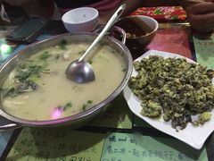 -泸沽肴(泸沽湖大洛水村农村信用社旁店)