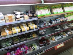 -全家便利店(东直门店)