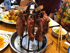 馕抗架子肉-巴依老爷新疆美食(常营店)