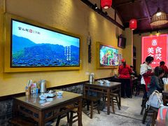 -富正毅三下锅·湘西韵味(天门山索道店)