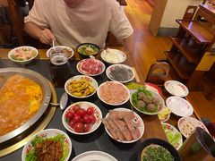 -沸炉重庆老火锅(军事博物馆店)