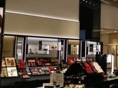 -Chanel(德基广场店)