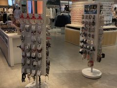 -美特斯邦威(新天地购物中心店)