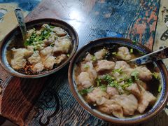 招牌野馄炖-老谢野馄饨(延安路店)