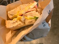 -星巴克(七宝领展广场1F店)