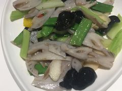 -至潮餐厅精致粤菜·活鲈鱼·走地鸡(珠江新城店)