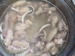 -烹然四季椰子鸡火锅(姚家园万象汇店)