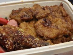 -同济大学本部学苑饮食广场